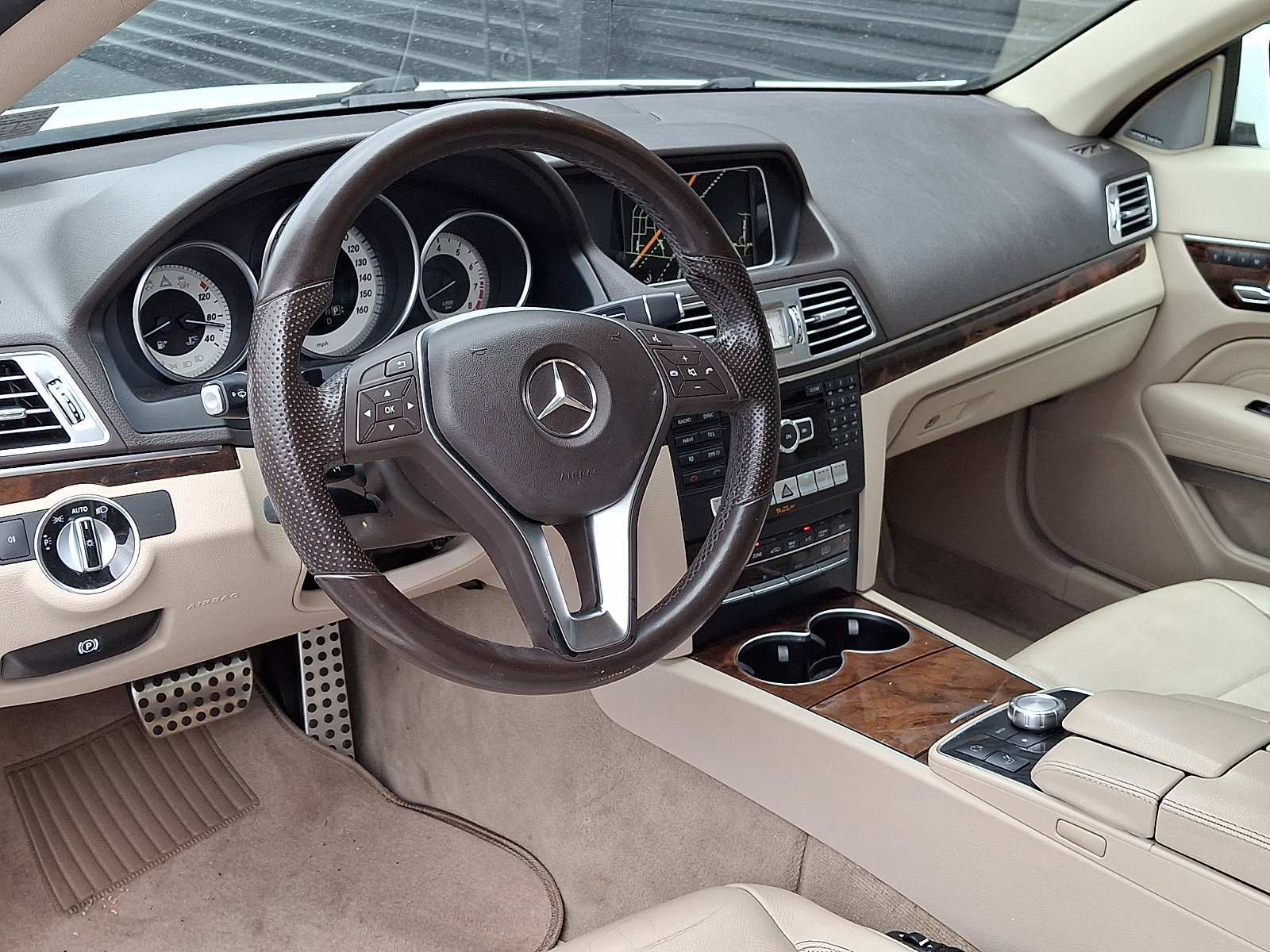 Used 2014 Mercedes-Benz E 350 Cabriolet image 4