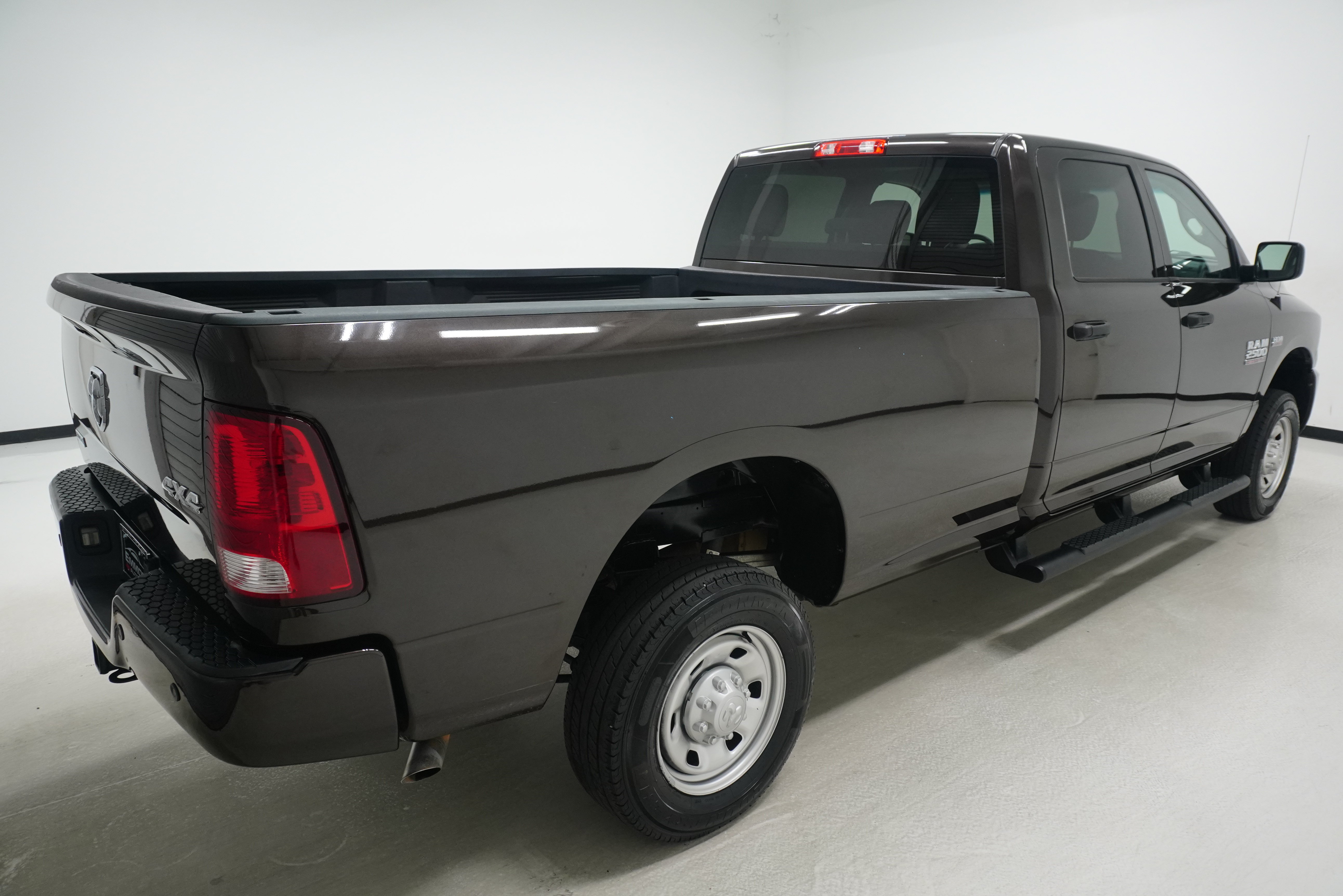 Used 2017 RAM 2500 Tradesman w/ Popular Equipment Group AWD/4WD image 4