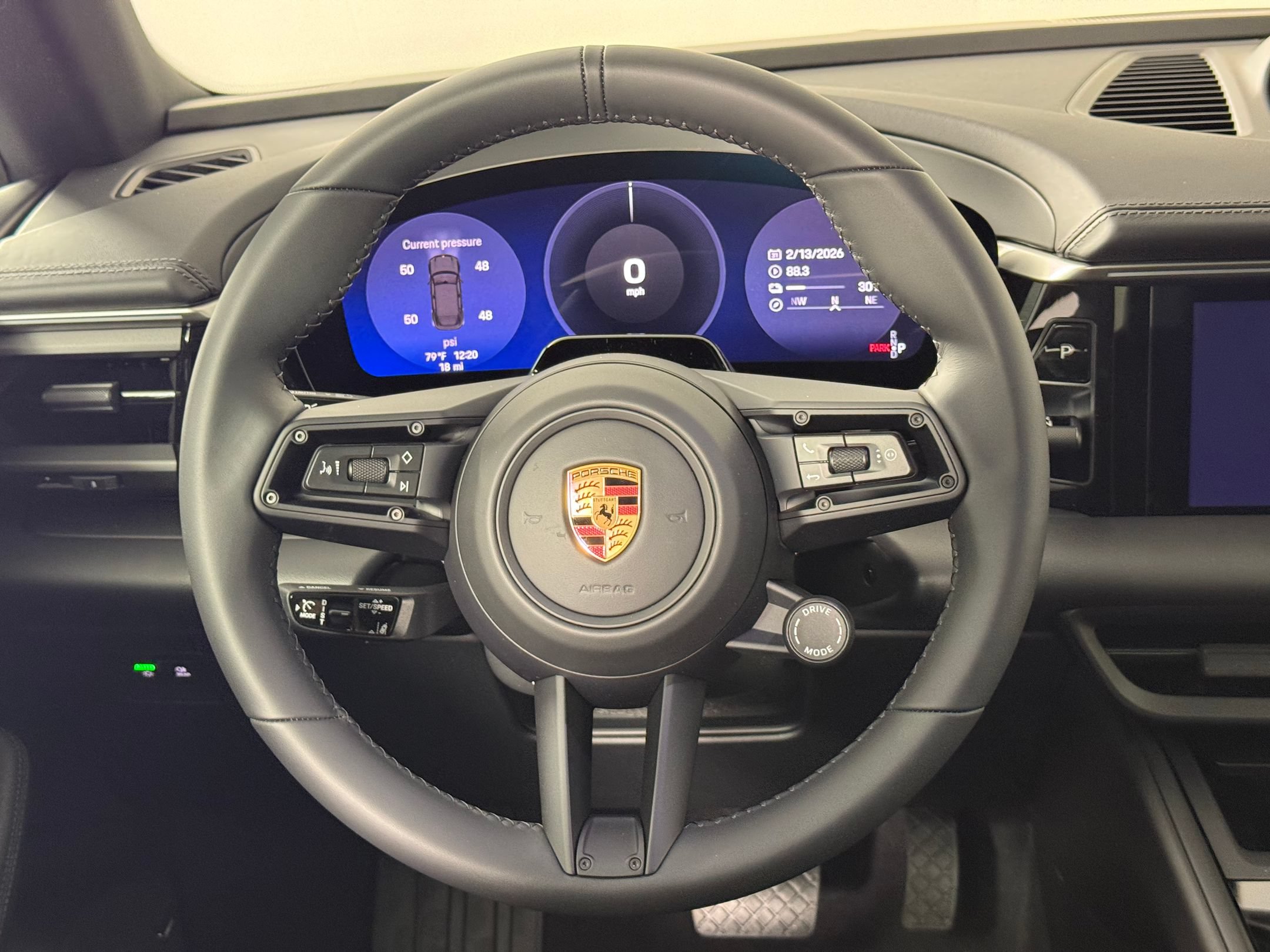 Certified 2026 Porsche Macan Electric RWD image 21