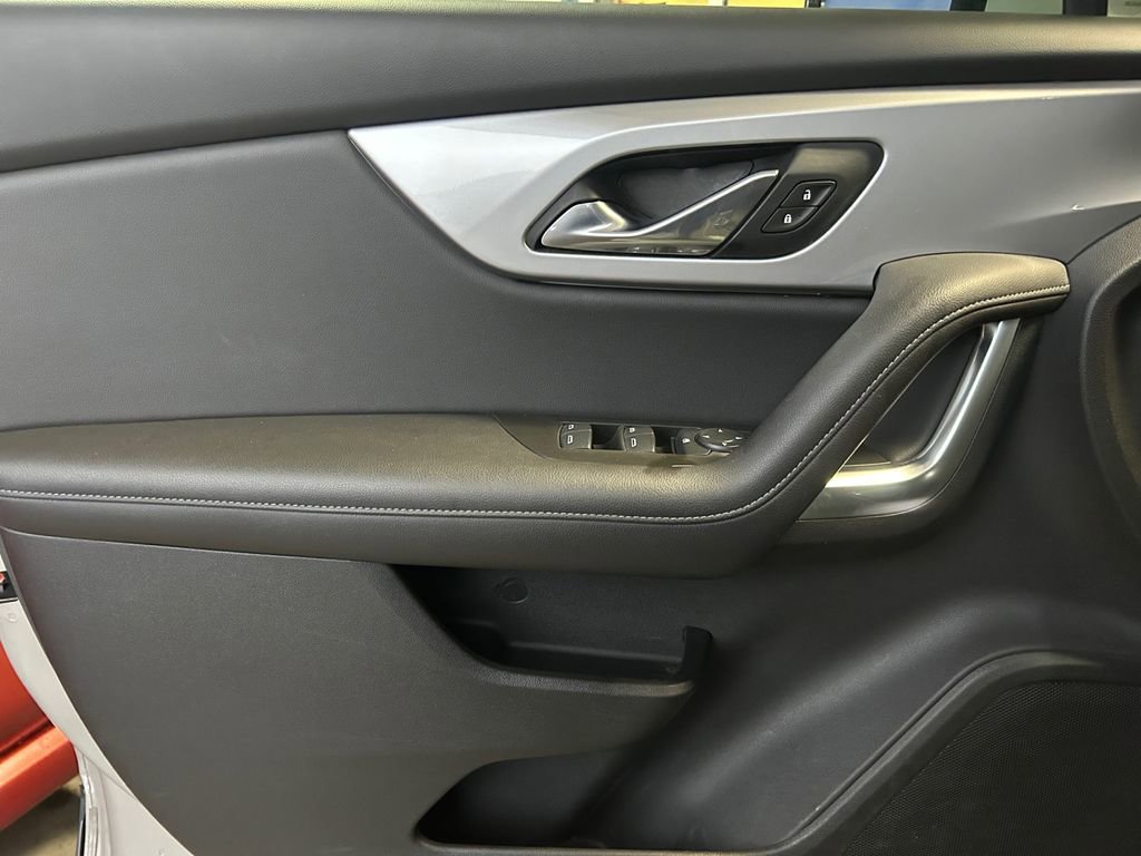 Used 2021 Chevrolet Blazer LT image 23