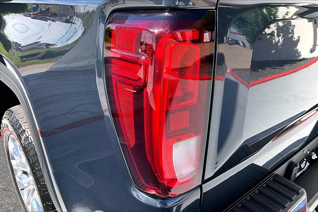 Used 2020 GMC Sierra 1500 SLE w/ SLE Value Package AWD/4WD image 24