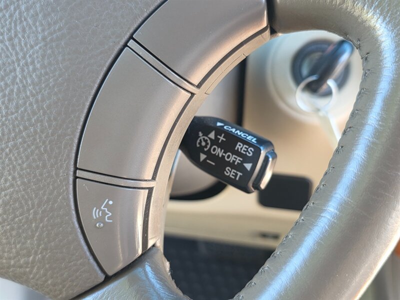 Used 2004 Lexus GX 470 AWD/4WD image 51