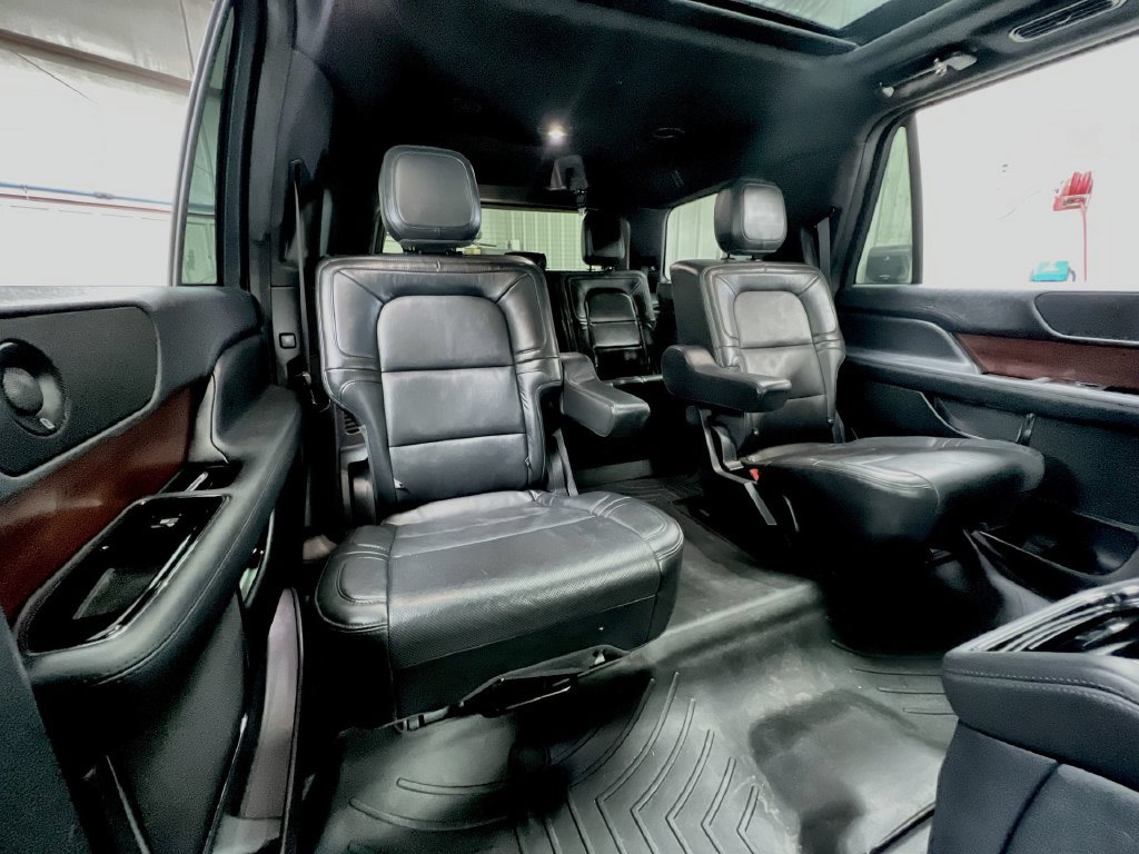 Used 2022 Lincoln Navigator Reserve RWD image 22