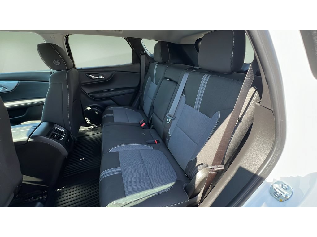 Certified 2025 Chevrolet Blazer LT w/ Convenience Package AWD/4WD image 28