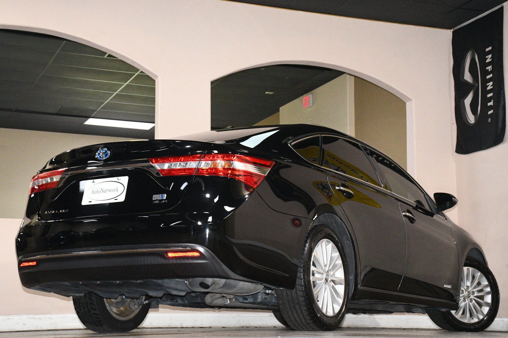 Used 2015 Toyota Avalon XLE Touring FWD image 85
