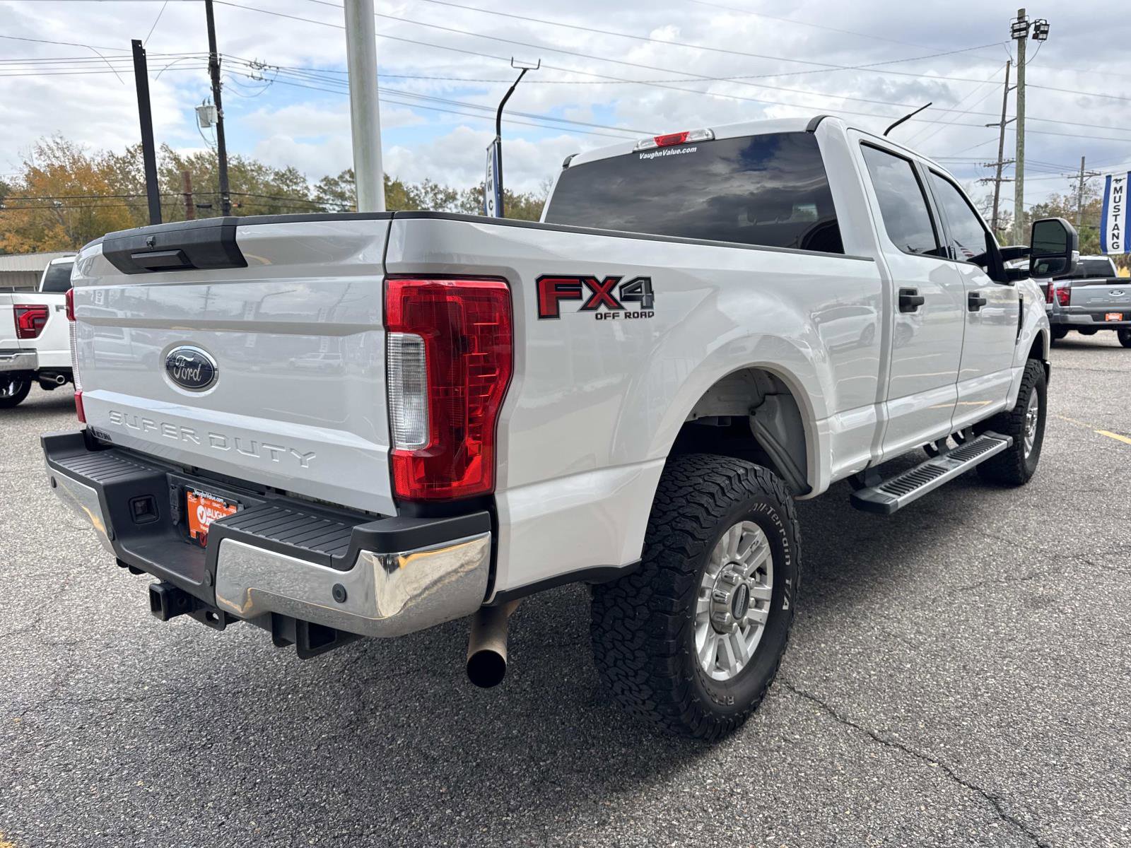 Used 2018 Ford F250 XLT w/ XLT Value Package image 4