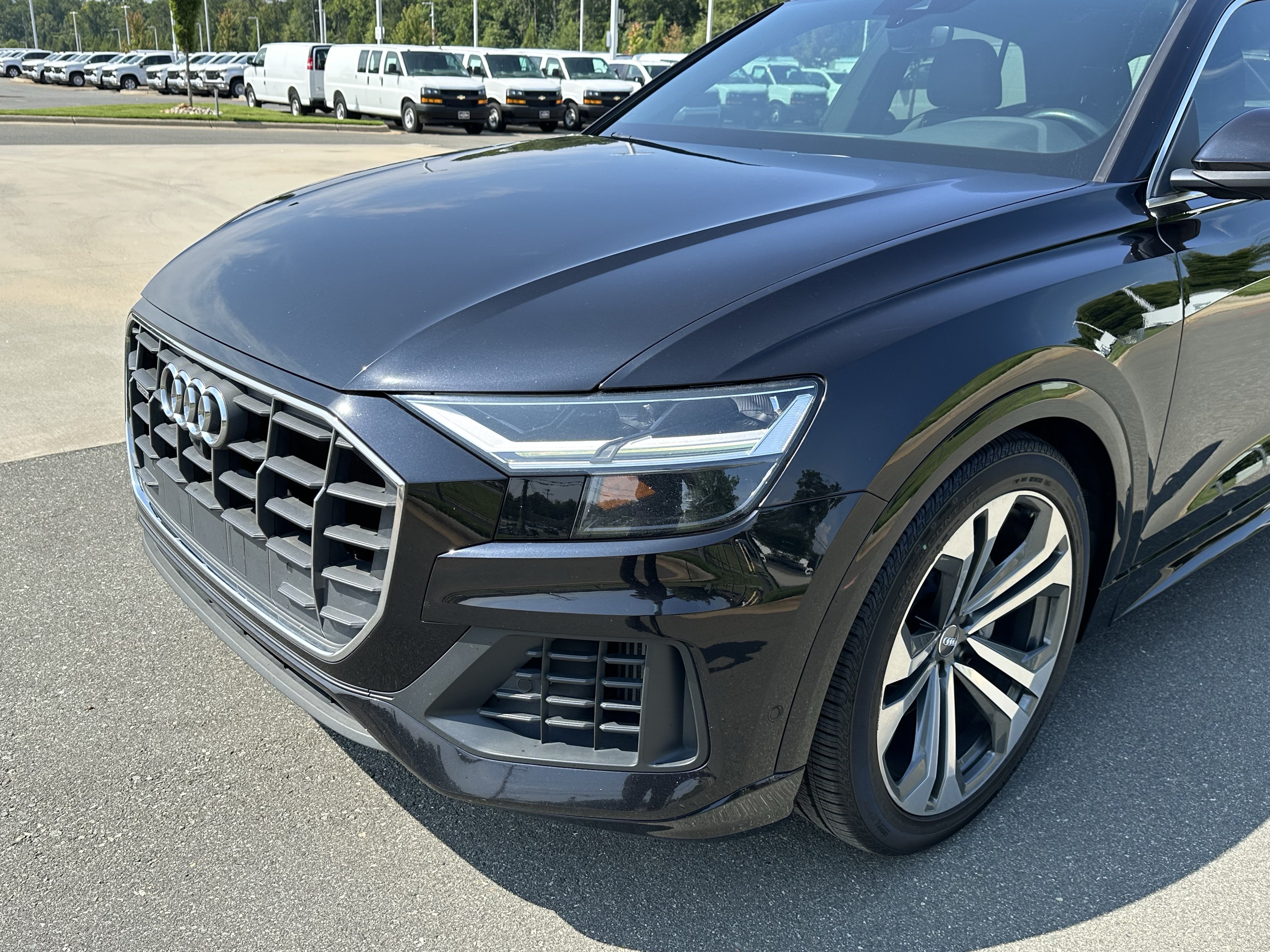 Used 2019 Audi Q8 Premium Plus AWD/4WD image 11