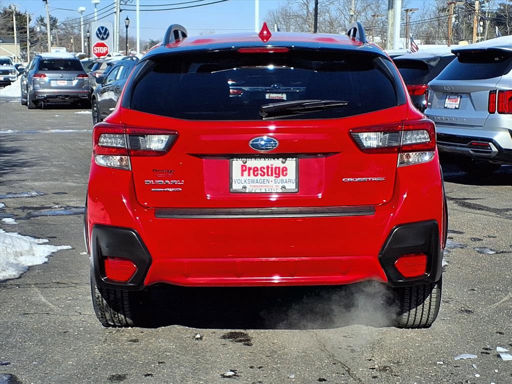 Used 2021 Subaru Crosstrek 2.0i Premium w/ Moonroof Package image 4