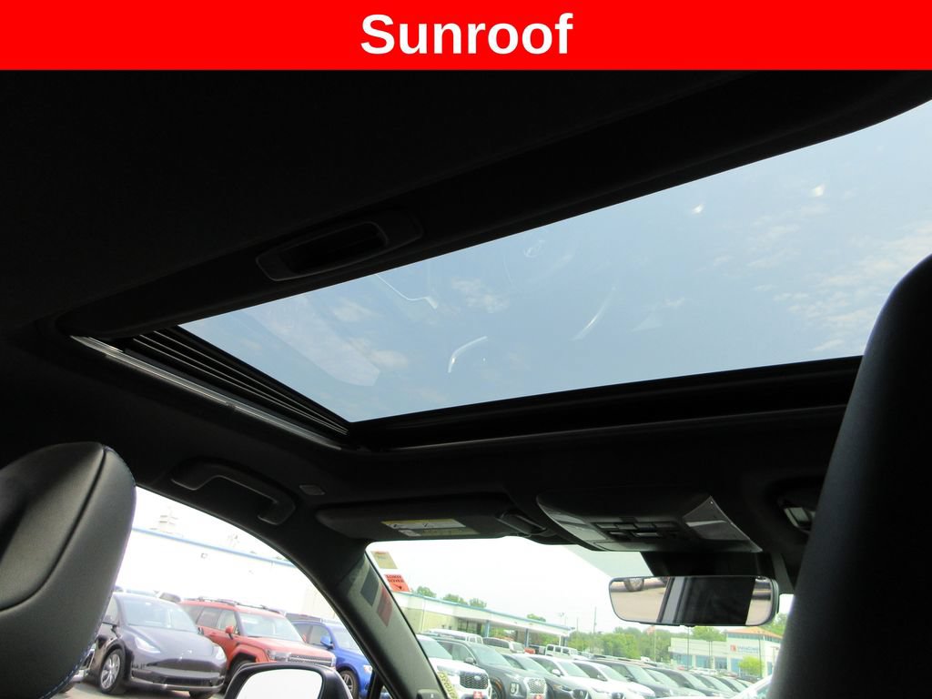 Used 2024 Toyota RAV4 XSE w/ Advanced Technology Package AWD/4WD image 16