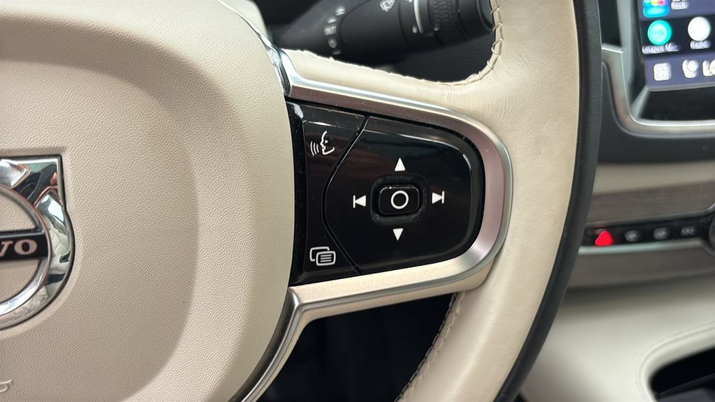 Certified 2024 Volvo XC90 B6 Plus AWD/4WD image 19