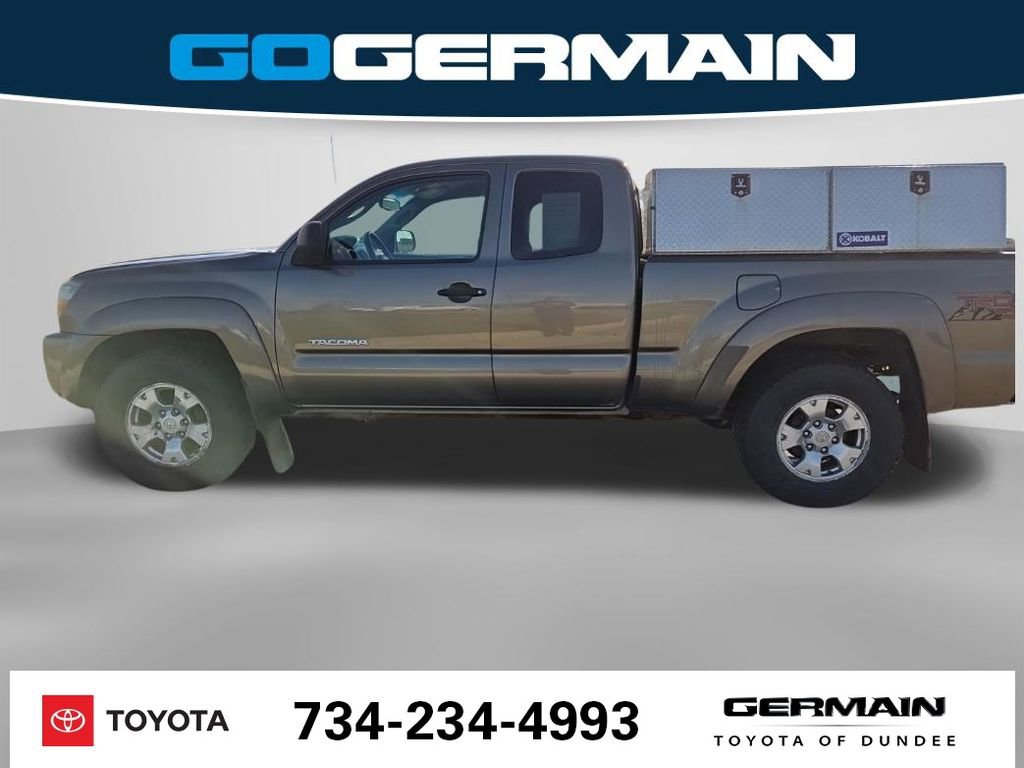 Used 2011 Toyota Tacoma 4x4 Access Cab V6 image 11