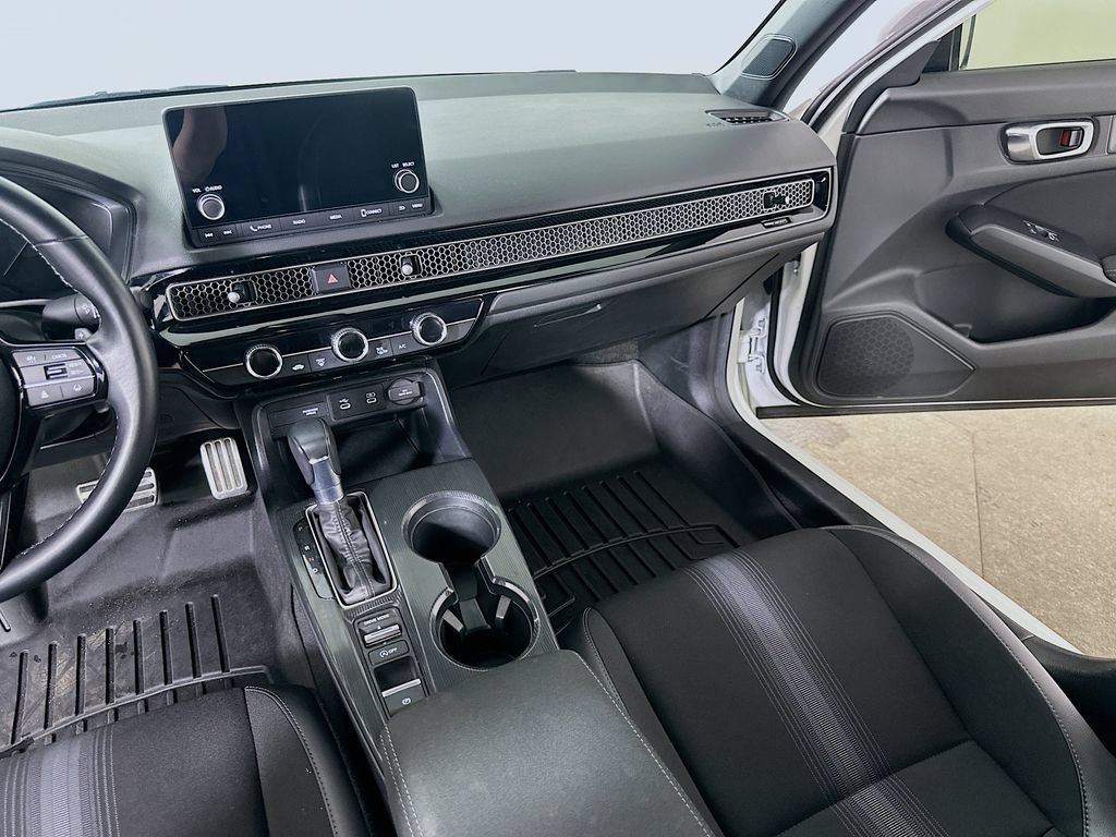Used 2025 Honda Civic Sport image 18