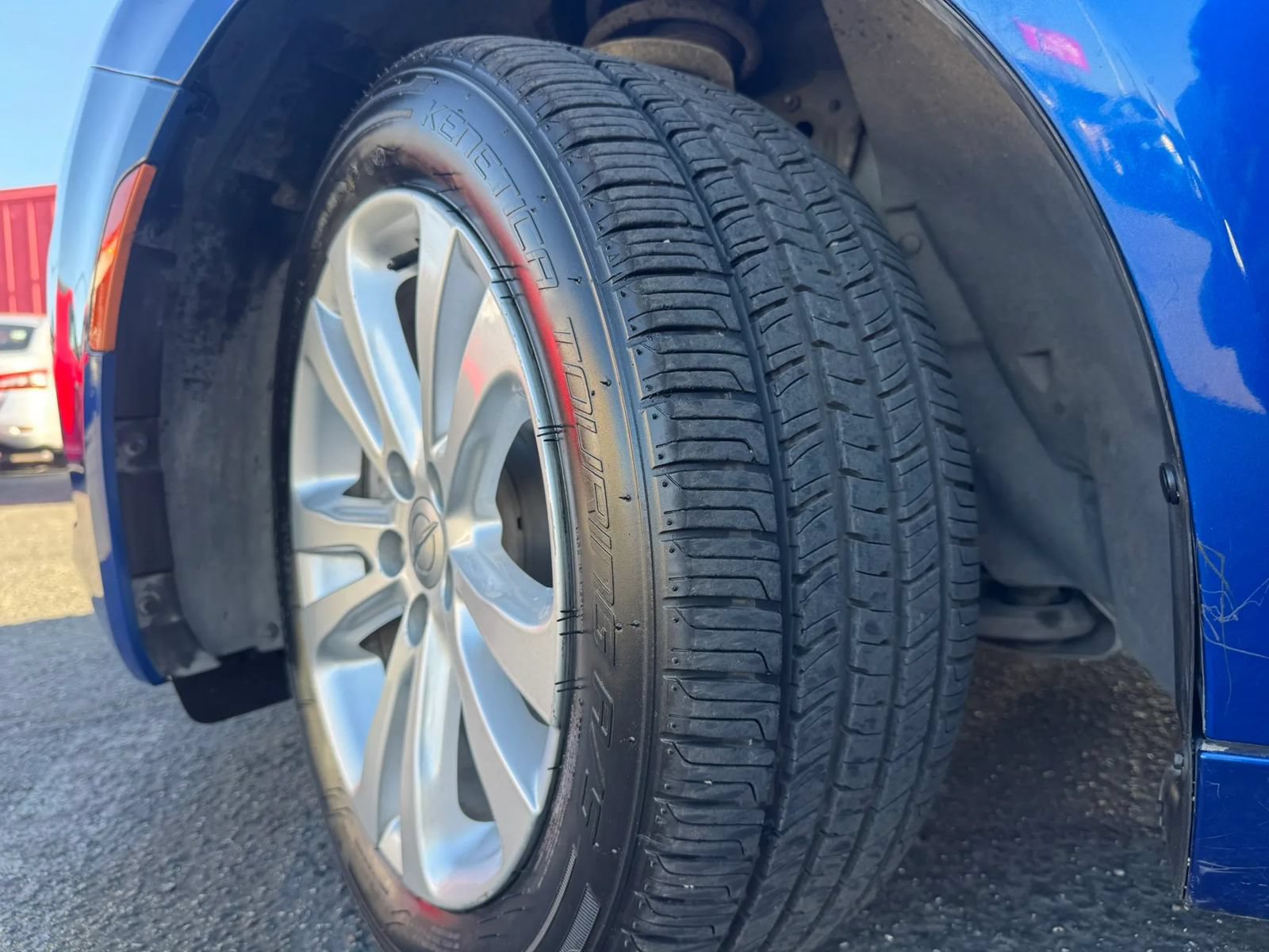Used 2017 Chrysler 200 LX FWD image 18