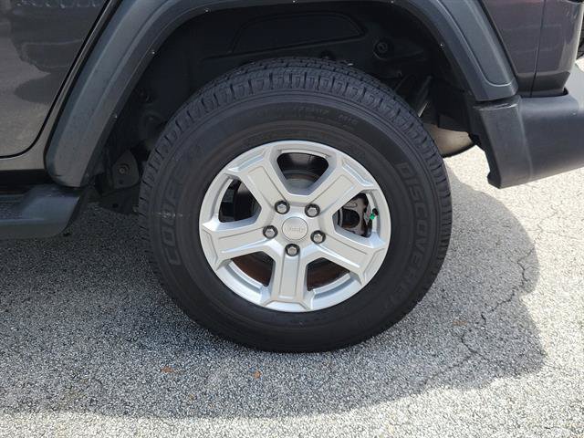 Used 2019 Jeep Wrangler Unlimited Sport S AWD/4WD image 5