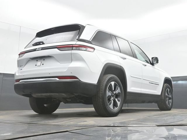 Used 2022 Jeep Grand Cherokee Limited 4xe w/ Luxury Tech Group II AWD/4WD image 49