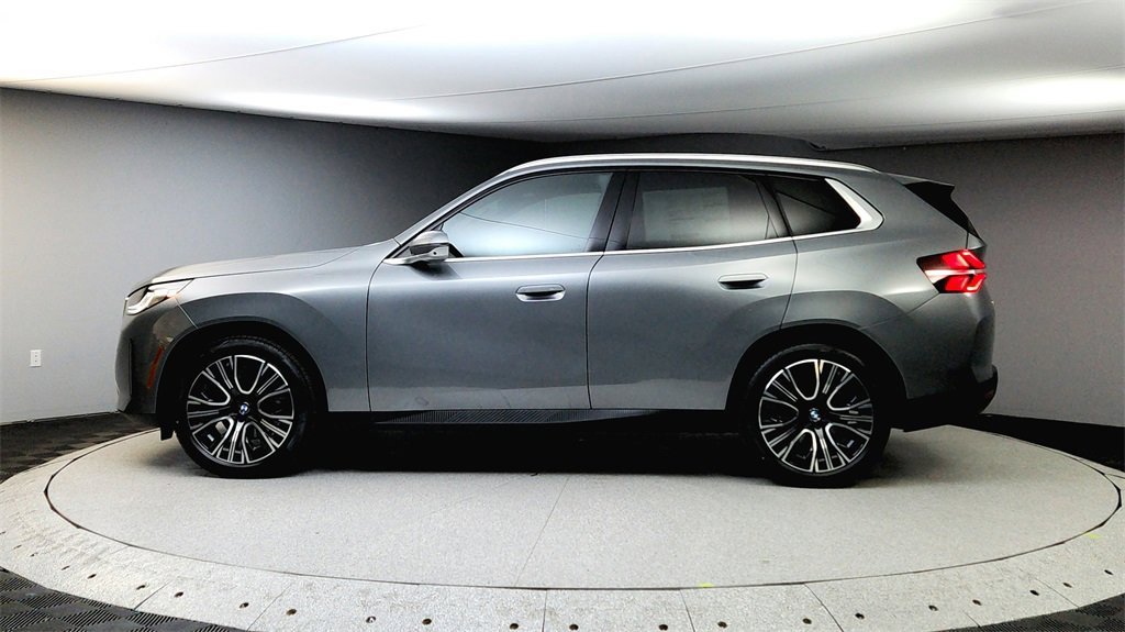 Used 2025 BMW X3 xDrive30i w/ Premium Package image 4