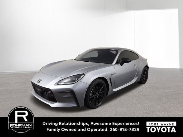 Used 2025 Toyota GR86 Premium w/ ALL Weather Mat Package (TMS) RWD video 1