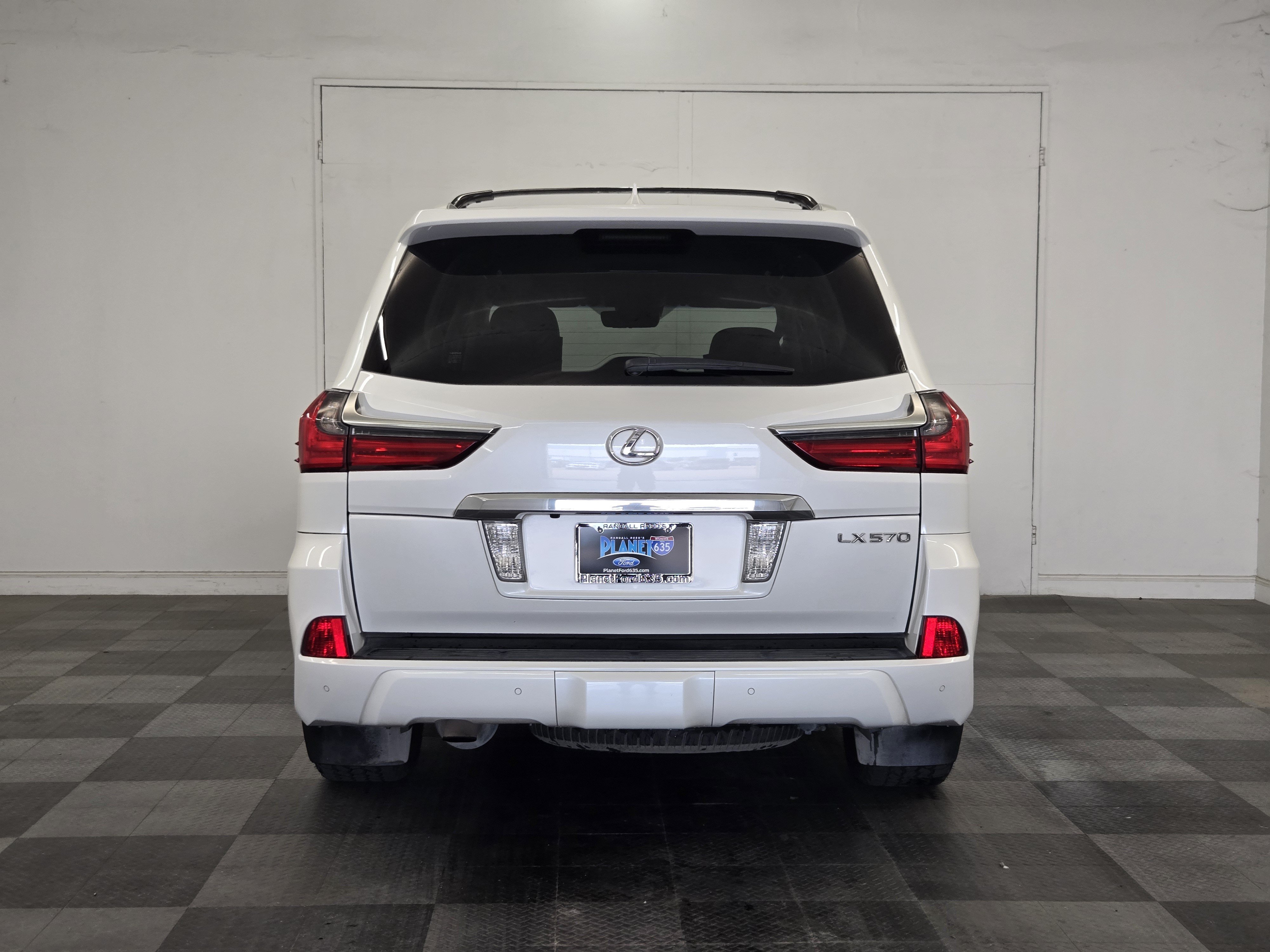 Used 2017 Lexus LX 570 4WD image 6