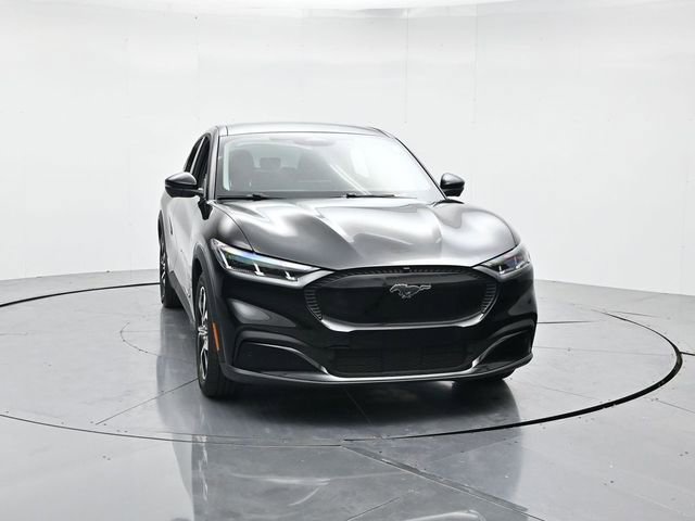 Used 2025 Ford Mustang Mach-E Select image 4