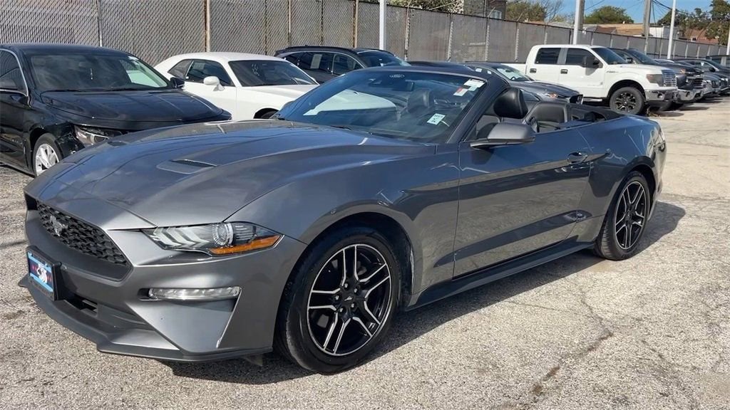 Used 2022 Ford Mustang Premium image 7