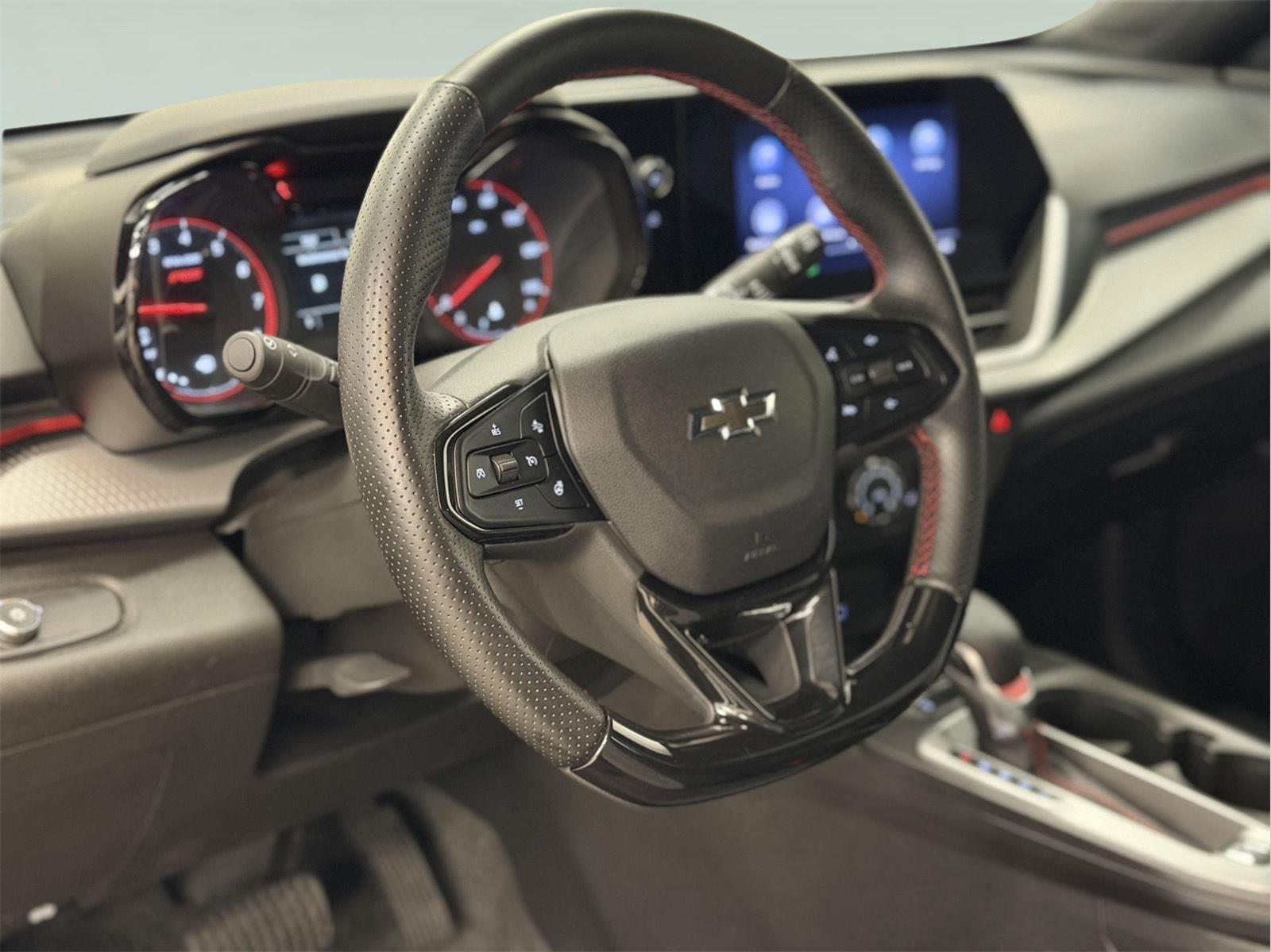 Certified 2024 Chevrolet Trax RS w/ Driver Confidence Package image 27