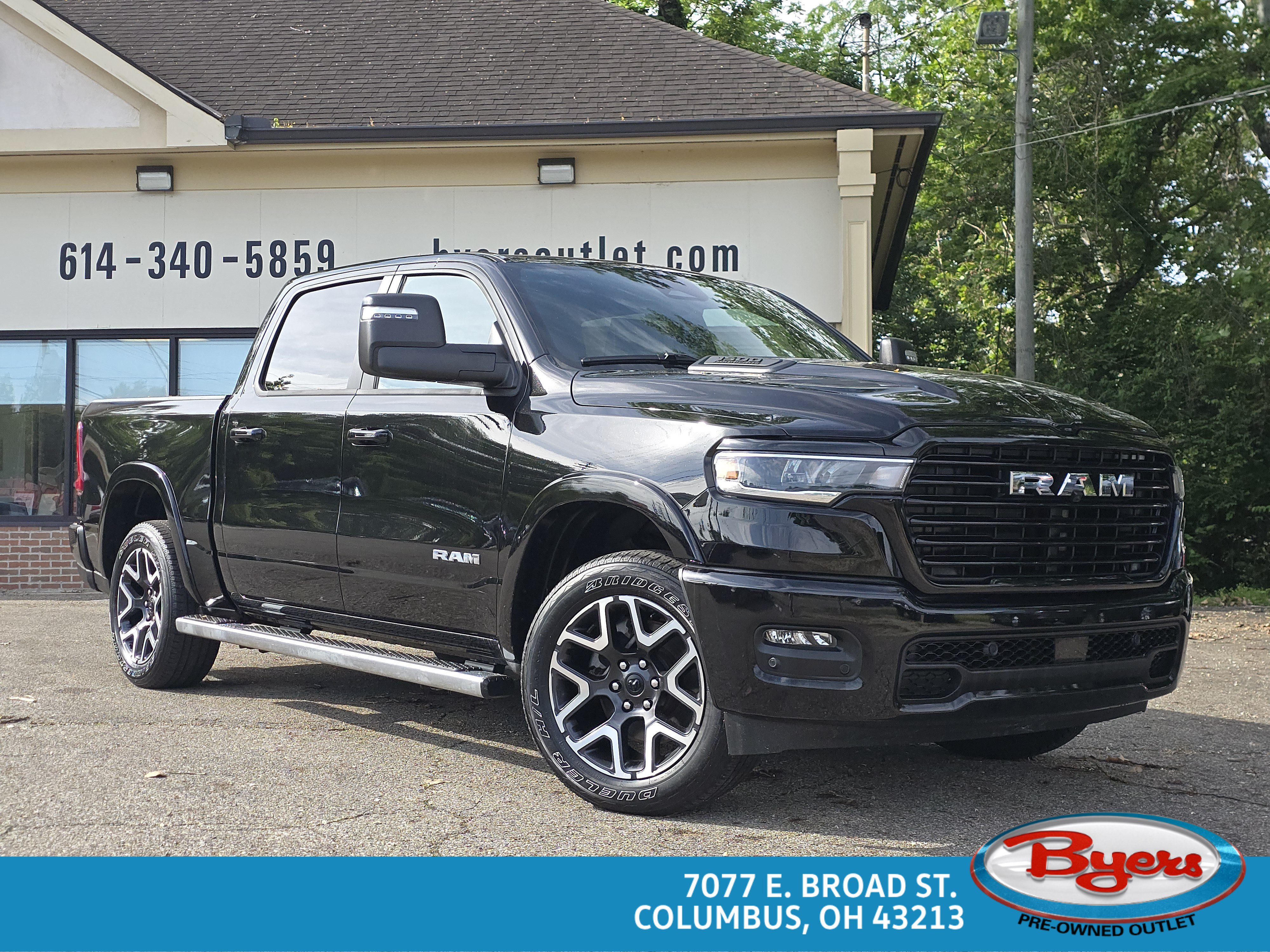 Used 2026 RAM 1500 Laramie w/ Sport Appearance Package AWD/4WD 360° Tour