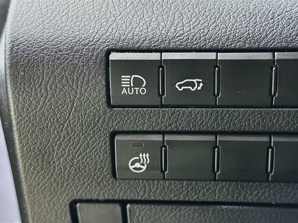 Used 2018 Lexus RX 350L FWD w/ Premium Package image 12