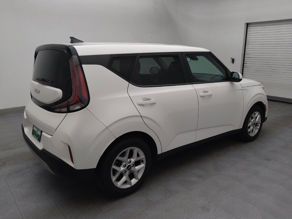 Used 2023 Kia Soul LX w/ LX Technology Package image 10