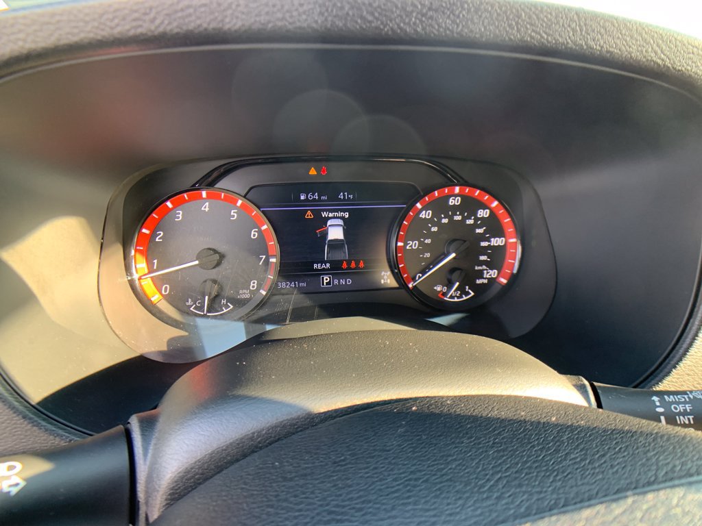 Used 2023 Nissan Frontier PRO-4X w/ Tow Package AWD/4WD image 17