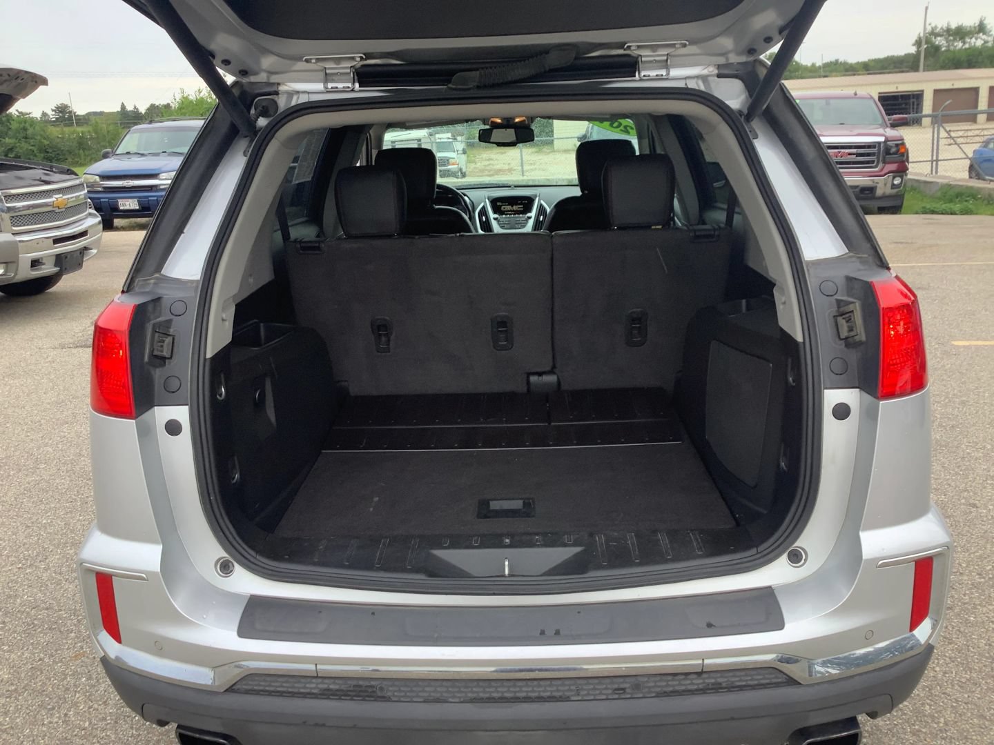 Used 2016 GMC Terrain SLT w/ Open Road Package AWD/4WD image 26