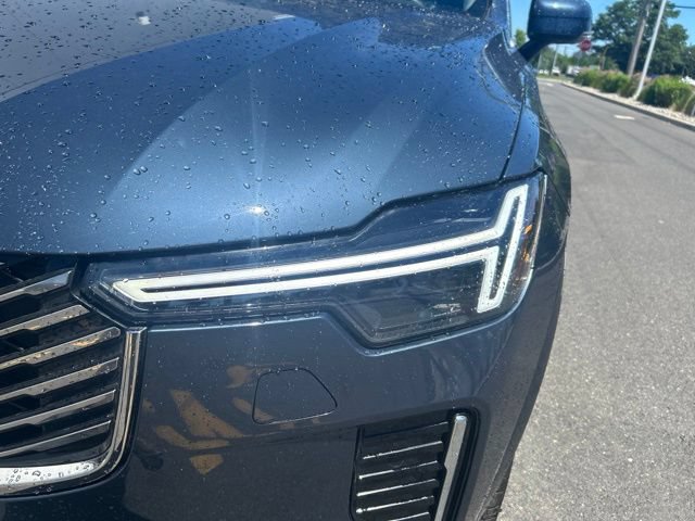 Certified 2025 Volvo XC90 B6 Plus AWD/4WD image 8
