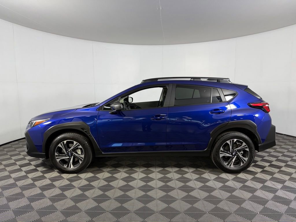 Used 2025 Subaru Crosstrek 2.0i Premium image 10