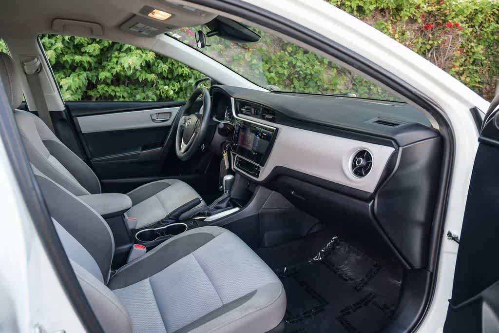 Used 2017 Toyota Corolla LE FWD image 15