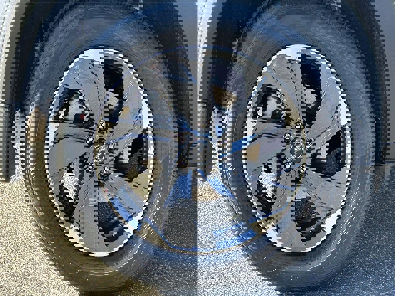 New 2026 Nissan Rogue SV image 7