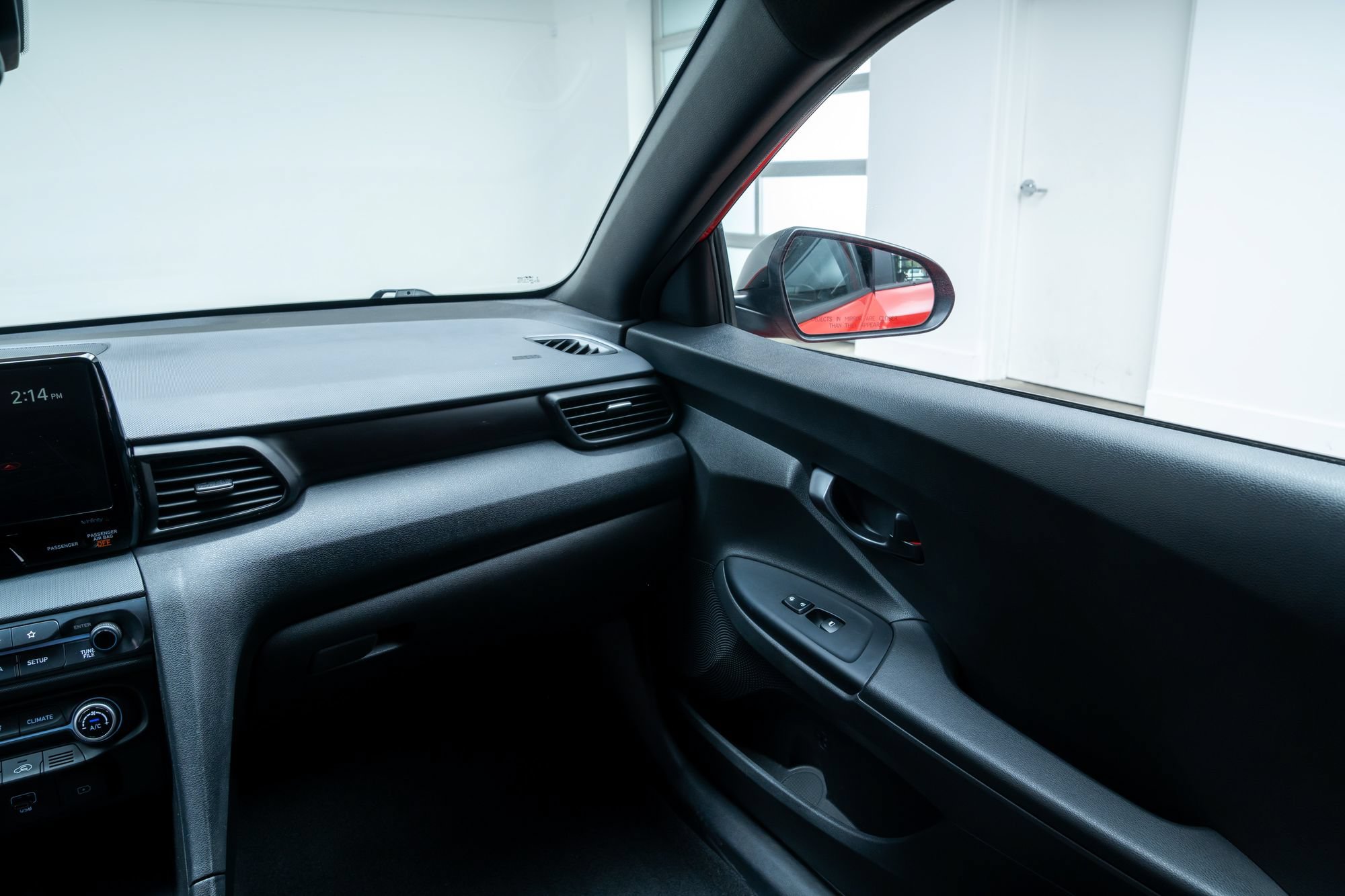 Used 2022 Hyundai Veloster N FWD image 10