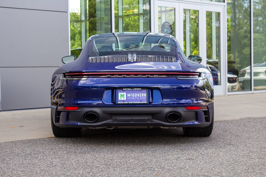 Used 2024 Porsche 911 Carrera T w/ Sportdesign Package RWD image 9