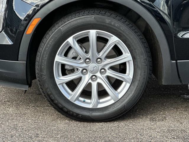 Used 2022 Cadillac XT4 Luxury w/ Trailering Package AWD/4WD image 8