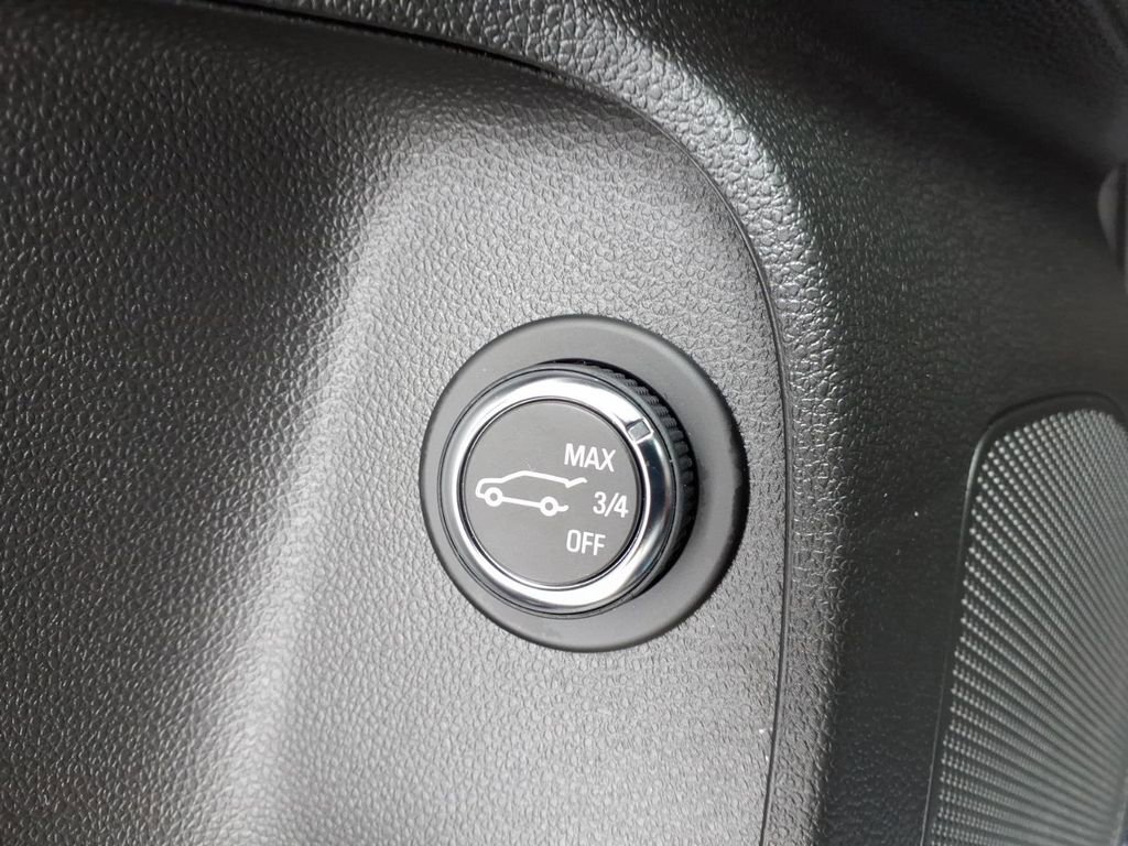 Used 2024 Buick Envista Sport Touring w/ Convenience I Package image 17