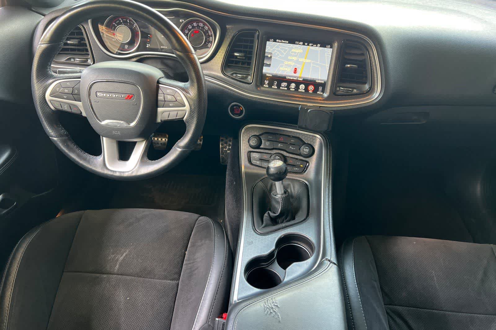 Used 2016 Dodge Challenger R/T Scat Pack w/ Leather Interior Group RWD image 4