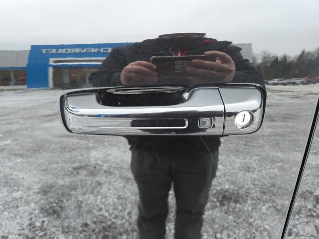 Used 2022 RAM 1500 Laramie w/ Night Edition image 95