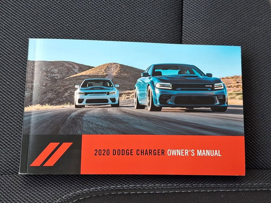 Used 2020 Dodge Charger SXT w/ Driver Convenience Group AWD/4WD image 29