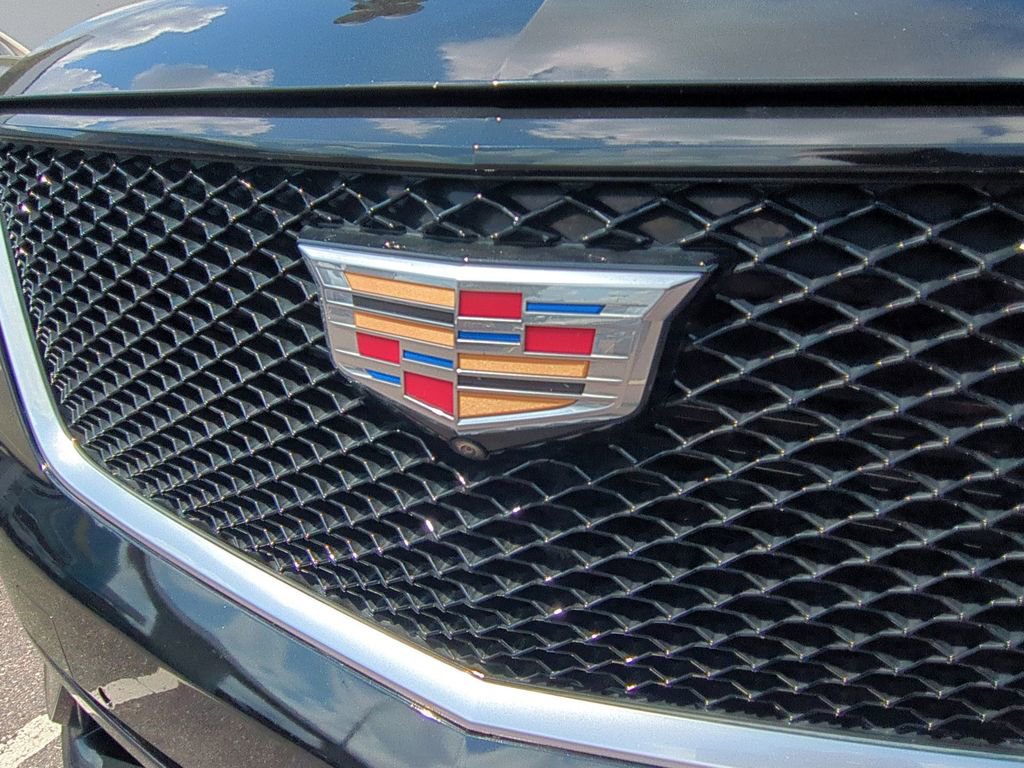 Used 2024 Cadillac XT6 Sport w/ Technology Package image 32