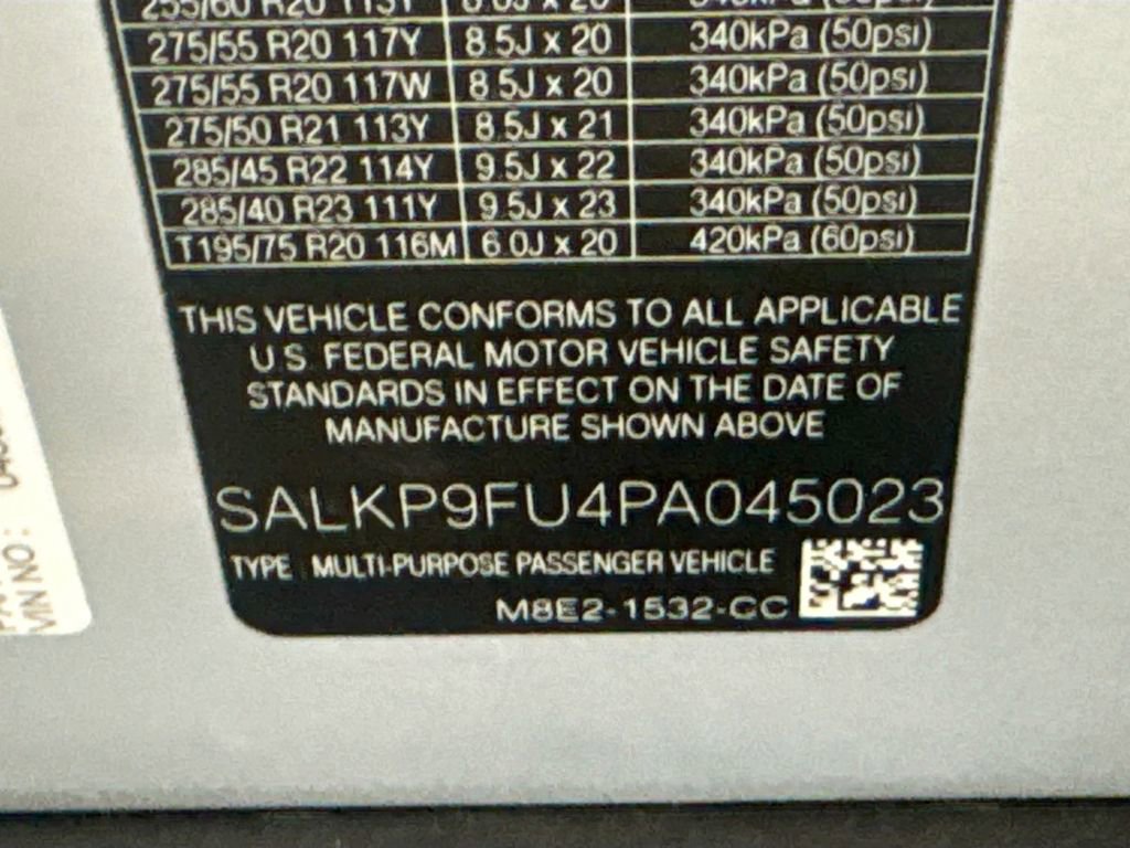Certified 2023 Land Rover Range Rover SE AWD/4WD image 32