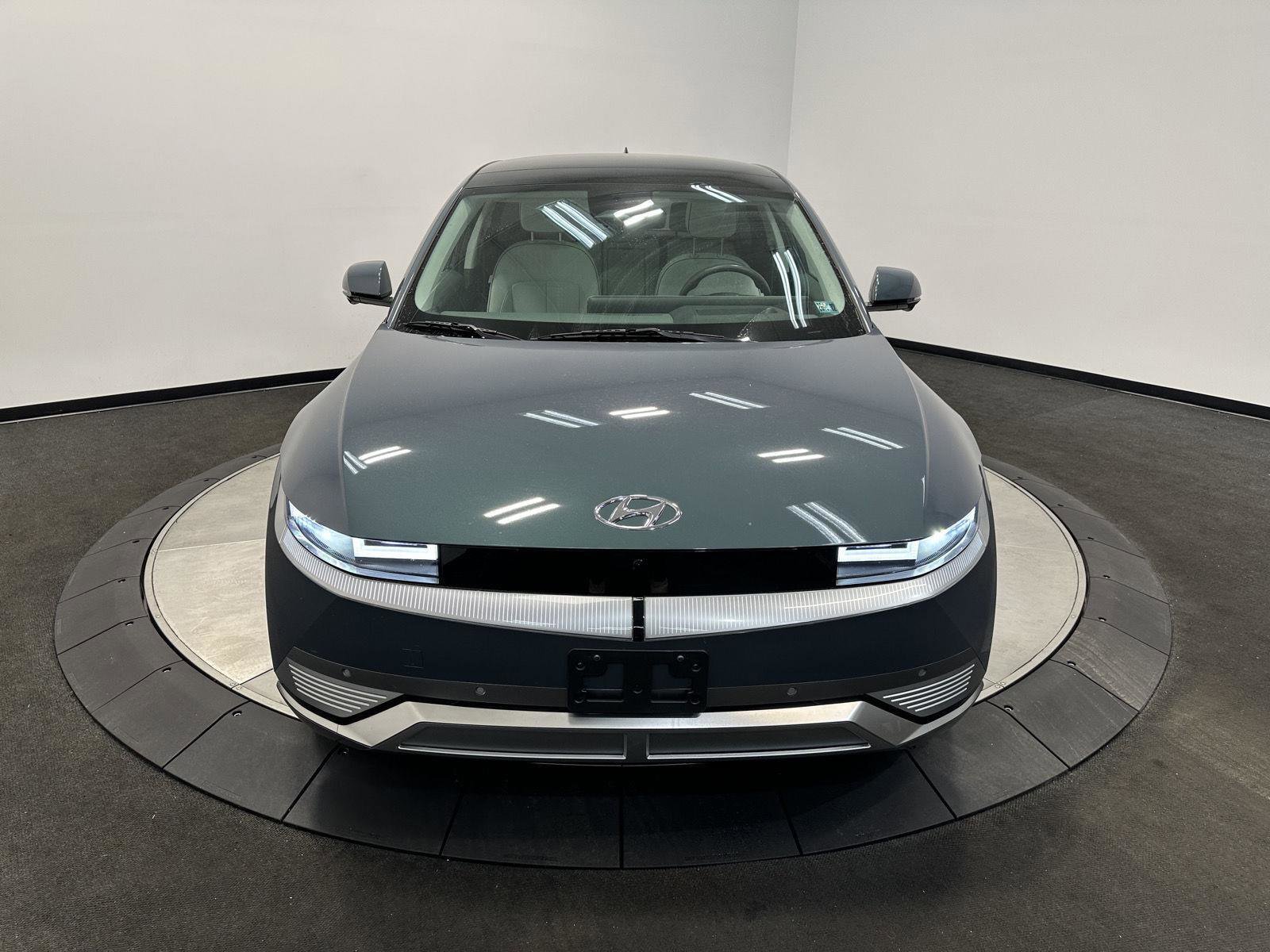 Certified 2024 Hyundai Ioniq 5 Limited image 2