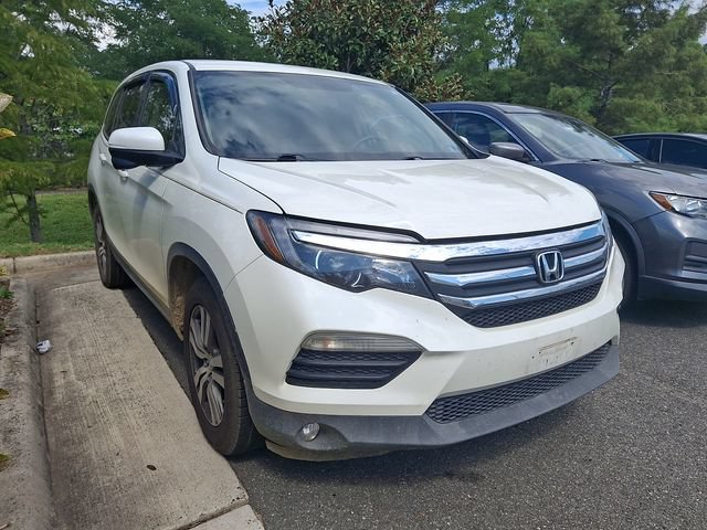 Used 2017 Honda Pilot EX image 3