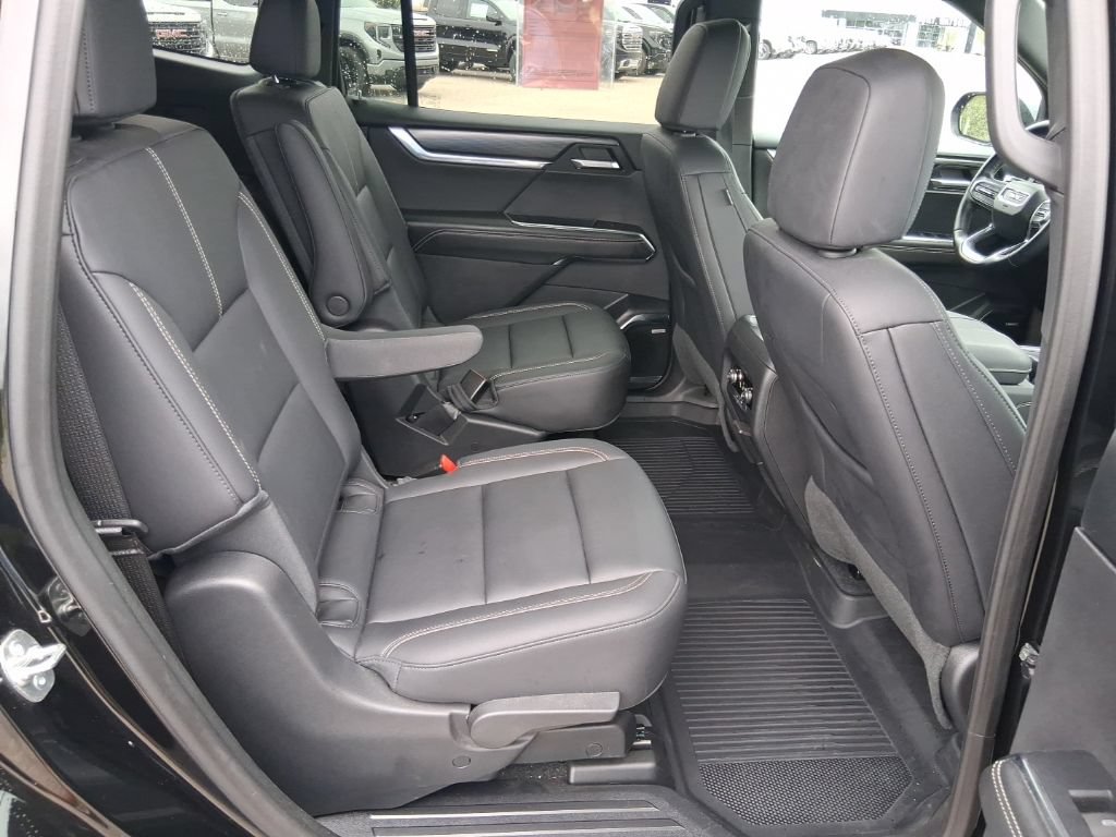 Used 2024 GMC Acadia Elevation w/ Trailering Package AWD/4WD image 14