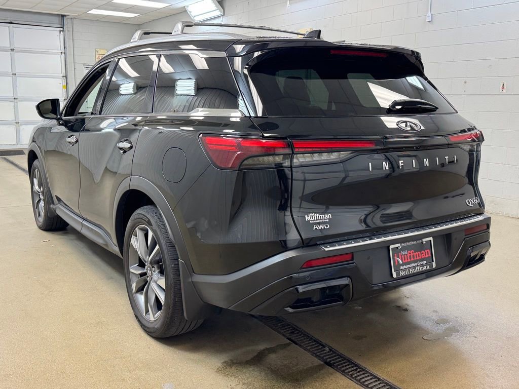 Used 2023 INFINITI QX60 Luxe w/ Performance Audio Package image 7