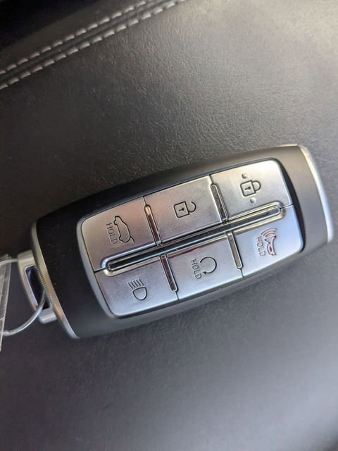 Used 2025 Genesis GV70 2.5T image 38