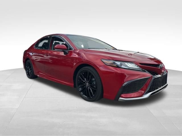 Used 2021 Toyota Camry XSE image 36