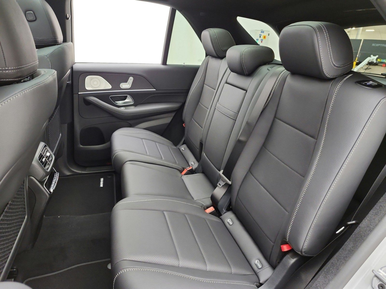 New 2027 Mercedes-Benz GLE 450 4MATIC image 11